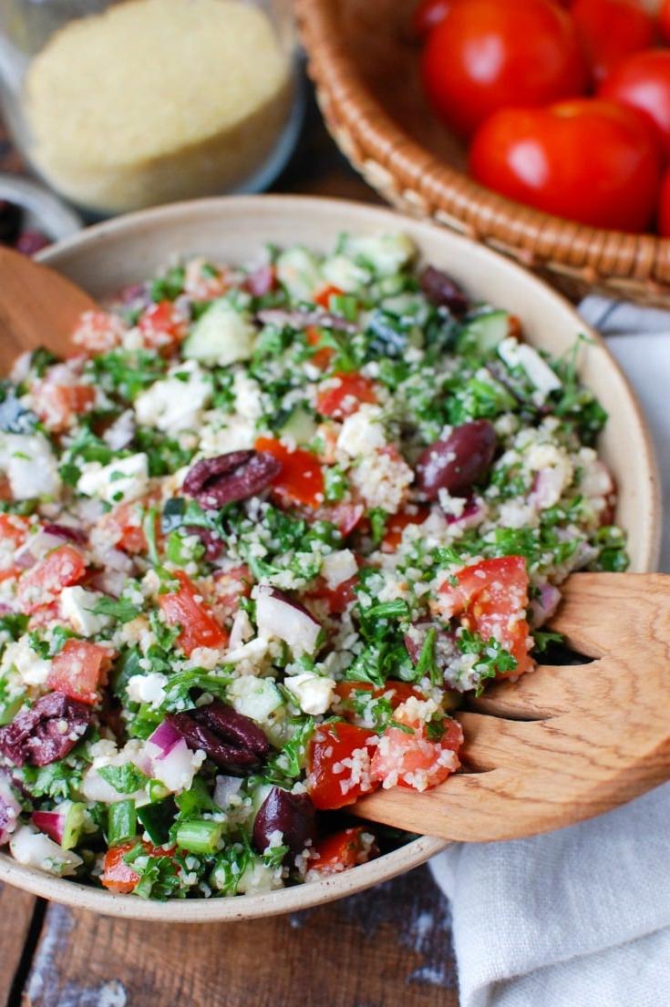 Ελληνικό Ταμπουλέ 4 Greek Tabbouleh with tomatoes.