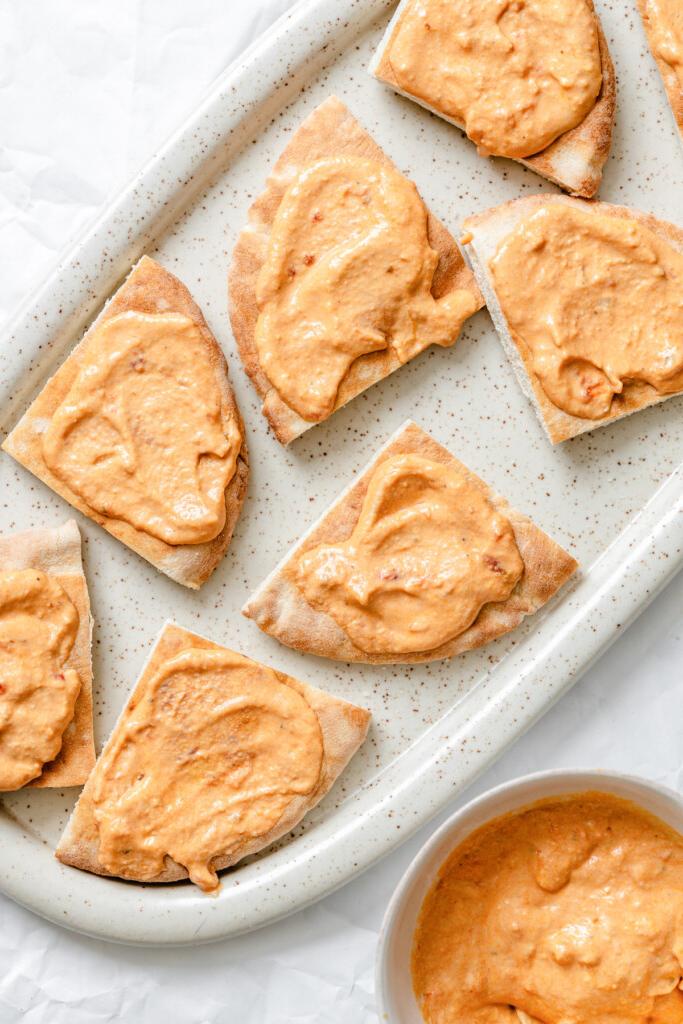 Φορτωμένες Πίτες Χούμους 6 Loaded Hummus Pitas hummus on pita