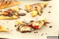 Crispy Cherry Cheesecake Wontons & Rich Chocolate Dip