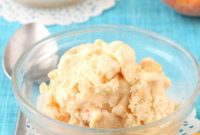 No-Churn Eggless Peach Ice Cream