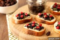 Sweet Raisin Jam and Creamy Goat Cheese Crostini