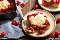 Homemade Cherry Cobbler Bars