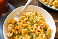 Easy Stovetop Buffalo Chicken Mac and Cheese