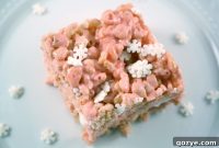 Cool Peppermint Crunch Bars