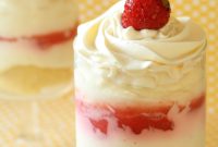 Luscious Strawberry Cheesecake Parfaits