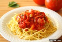 Fresh Basil Tomato Sauce in Minutes