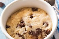 Microwave Mug Chocolate Chip Cookie