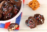 Stars and Stripes Pretzel S’mores