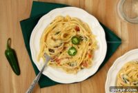 Spicy Creamy Jalapeno Popper Fettuccine Alfredo