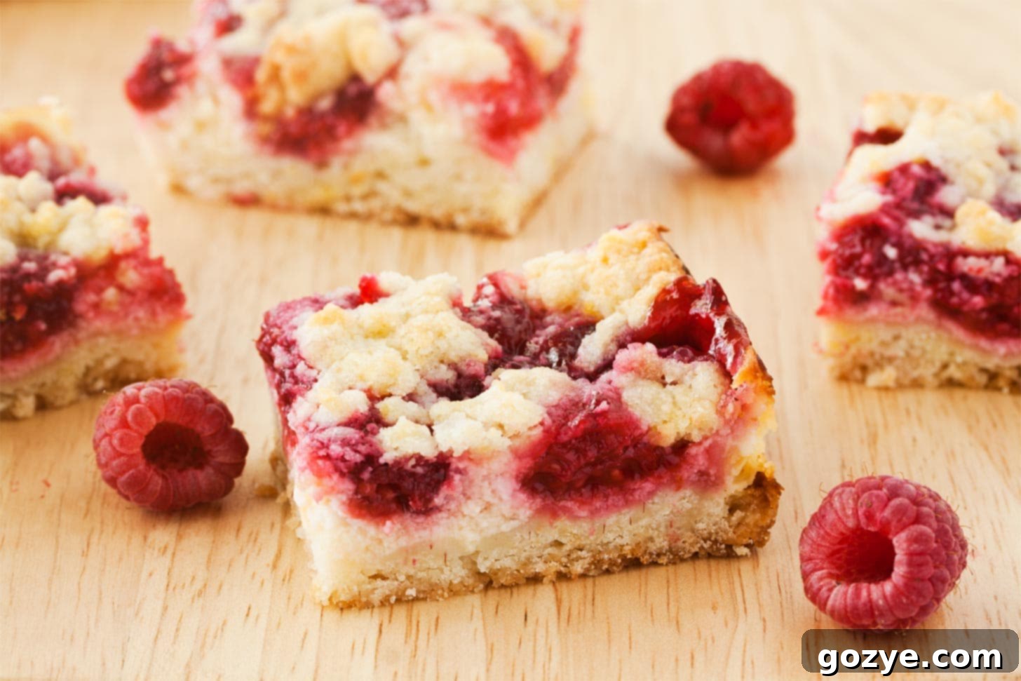 Raspberry Crumb Bars With Cream Cheese