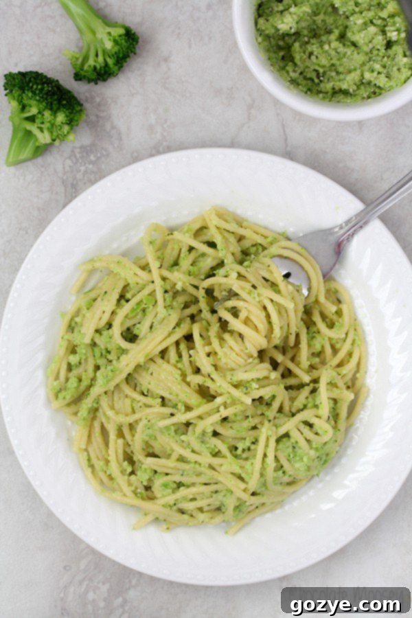 Delicious Broccoli Pesto for Pizza and Pasta 4 Broccoli Pesto as a delicious pasta sauce