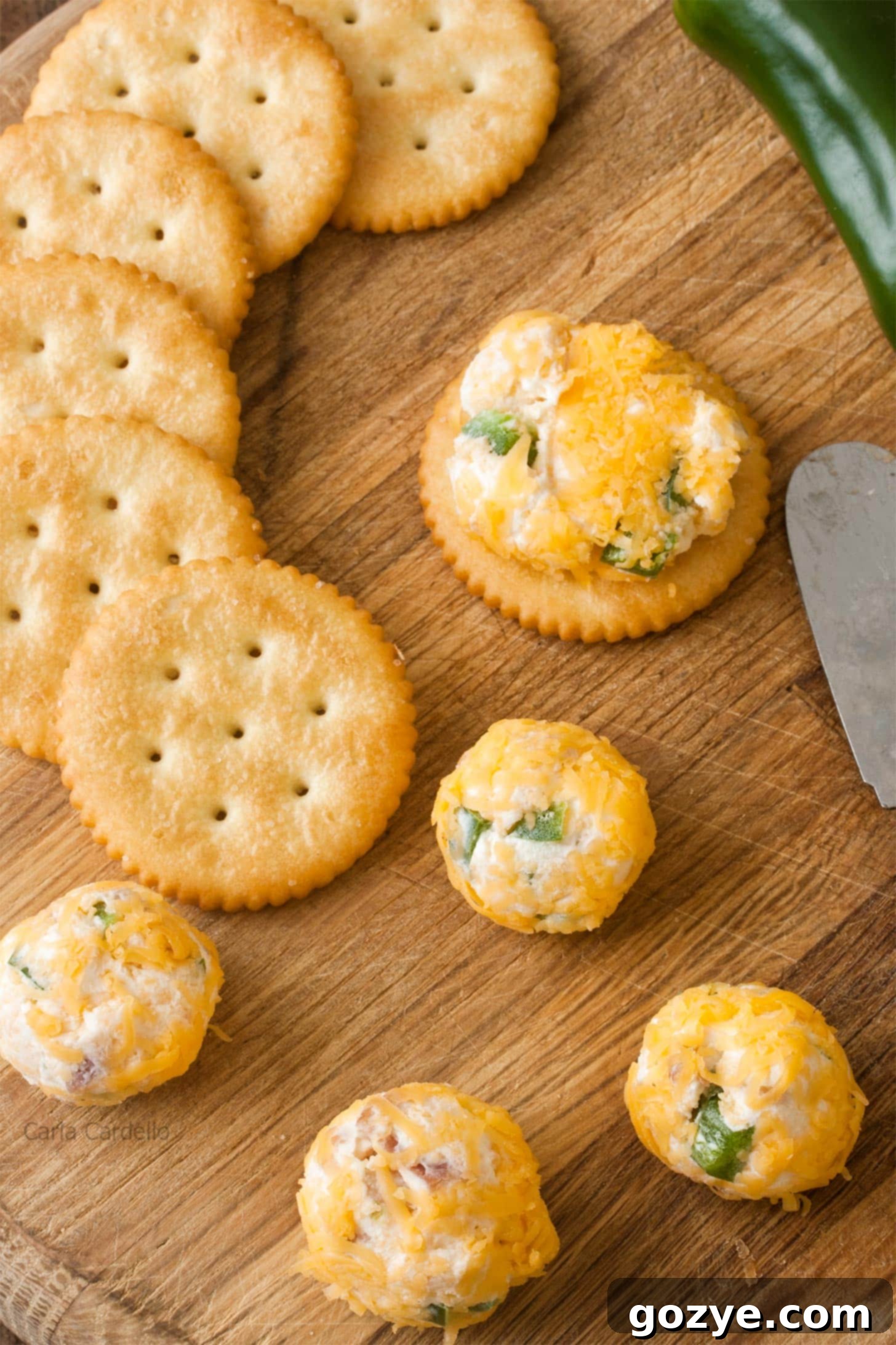 Jalapeno Popper Party Bites 3 Cheese ball bites with crackers