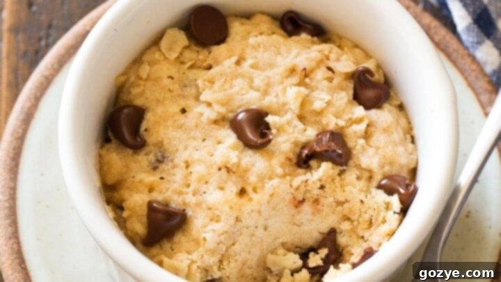 Microwave oatmeal cookie with chocolate chips, quick and easy.