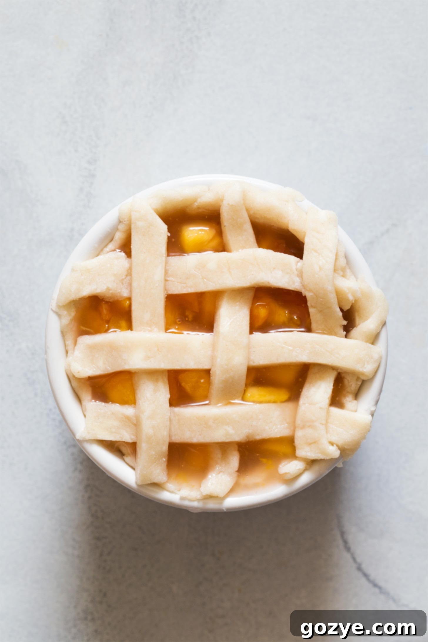 Making lattice crust for mini pies